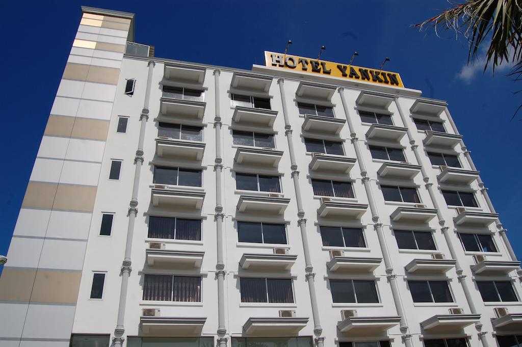 Hotel Yankin Rangun Zewnętrze zdjęcie