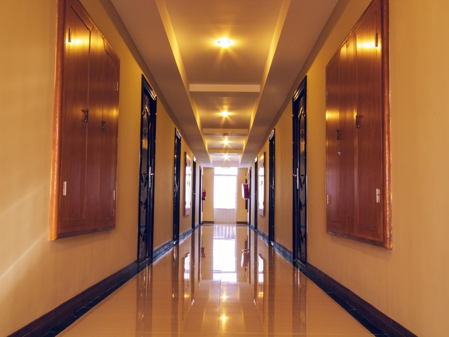 Hotel Yankin Rangun Zewnętrze zdjęcie